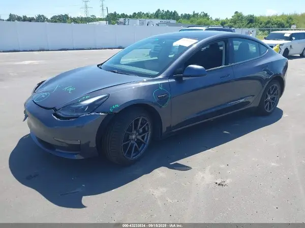 5YJ3E1EA8MF907298 2021 TESLA MODEL 3 - Image 2