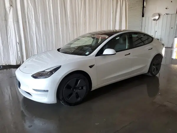 5YJ3E1EA8MF907981 2021 TESLA MODEL 3 - Image 1
