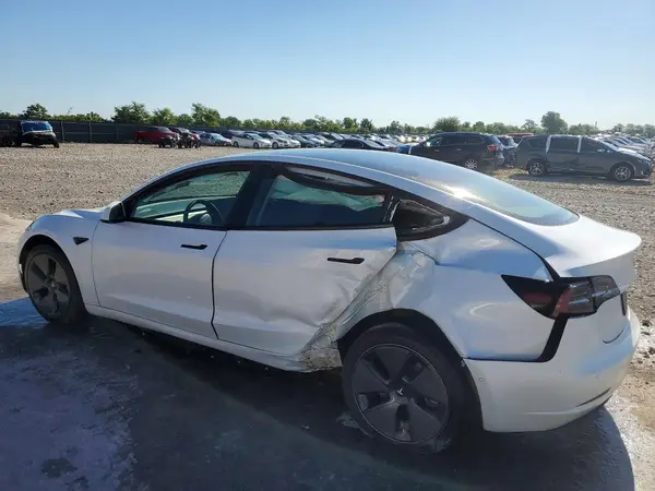 5YJ3E1EA8MF913327 2021 TESLA MODEL 3 - Image 2