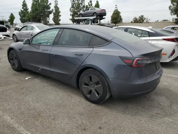 5YJ3E1EA8MF915238 2021 TESLA MODEL 3 - Image 2