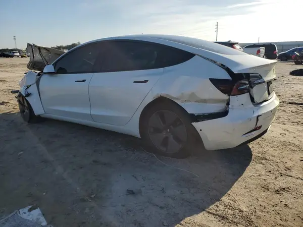 5YJ3E1EA8MF921606 2021 TESLA MODEL 3 - Image 2