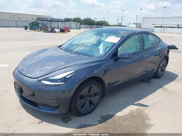 5YJ3E1EA8MF921699 2021 TESLA MODEL 3 - Image 2