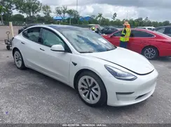 5YJ3E1EA8MF921783 2021 TESLA MODEL 3