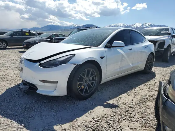 5YJ3E1EA8MF922416 2021 TESLA MODEL 3 - Image 1