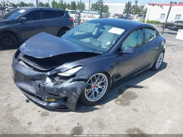 5YJ3E1EA8MF928717 2021 TESLA MODEL 3 - Image 2