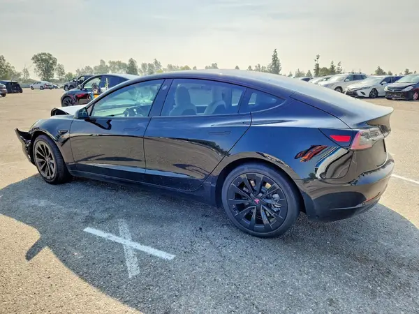 5YJ3E1EA8MF928779 2021 TESLA MODEL 3 - Image 2