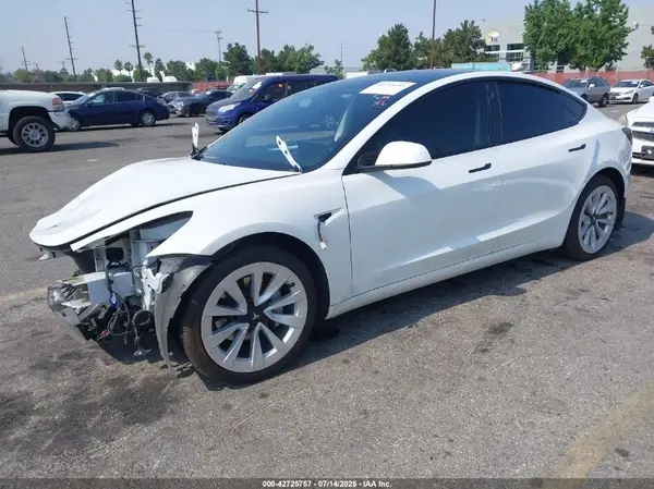 5YJ3E1EA8MF936395 2021 TESLA MODEL 3 - Image 2