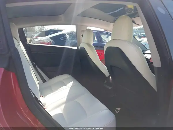 5YJ3E1EA8MF978260 2021 TESLA MODEL 3 - Image 8