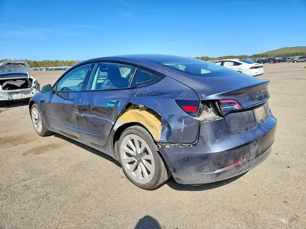 5YJ3E1EA8MF982616 2021 TESLA MODEL 3 - Image 2