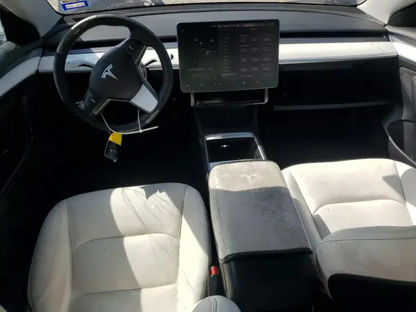 5YJ3E1EA8MF982843 2021 TESLA MODEL 3 - Image 8