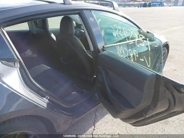 5YJ3E1EA8MF985886 2021 TESLA MODEL 3 - Image 8