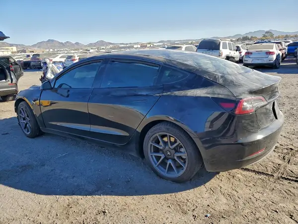 5YJ3E1EA8MF986097 2021 TESLA MODEL 3 - Image 2