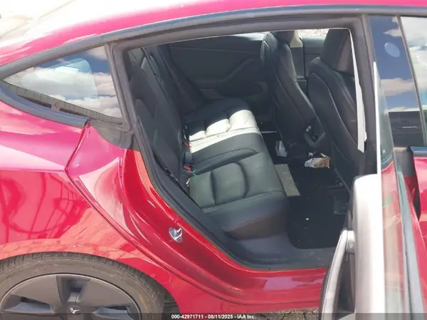 5YJ3E1EA8MF986195 2021 TESLA MODEL 3 - Image 8