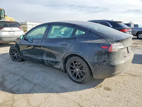 5YJ3E1EA8MF987346 2021 TESLA MODEL 3 - Image 2