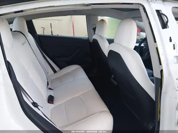5YJ3E1EA8MF987704 2021 TESLA MODEL 3 - Image 8
