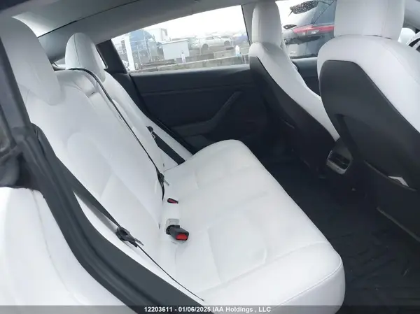 5YJ3E1EA8MF989470 2021 TESLA MODEL 3 - Image 8