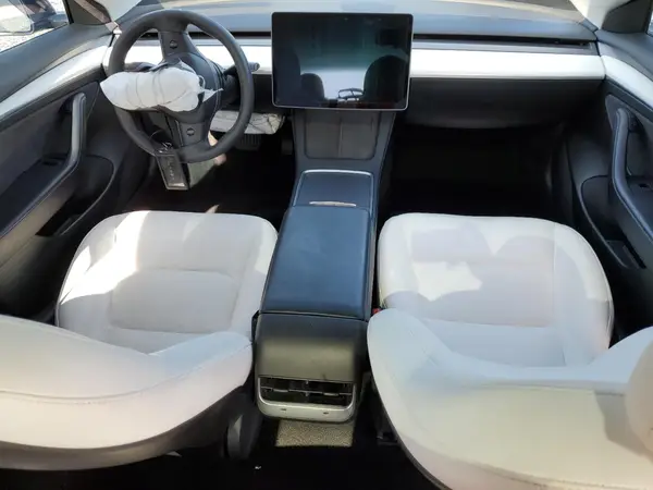 5YJ3E1EA8MF989484 2021 TESLA MODEL 3 - Image 8