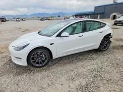5YJ3E1EA8MF989887 2021 TESLA MODEL 3