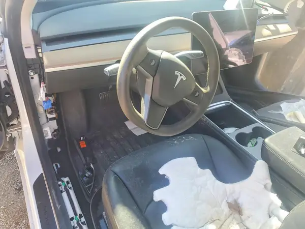 5YJ3E1EA8MF990814 2021 TESLA MODEL 3 - Image 8
