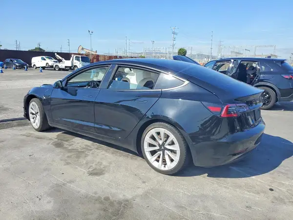 5YJ3E1EA8MF994331 2021 TESLA MODEL 3 - Image 2