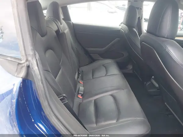 5YJ3E1EA8MF998475 2021 TESLA MODEL 3 - Image 8