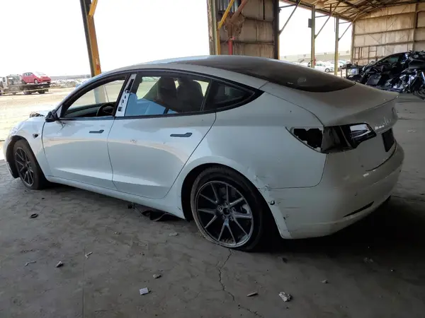 5YJ3E1EA8NF102208 2022 TESLA MODEL 3 - Image 2