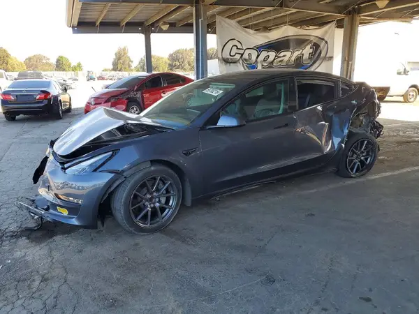 5YJ3E1EA8NF102709 2022 TESLA MODEL 3 - Image 1