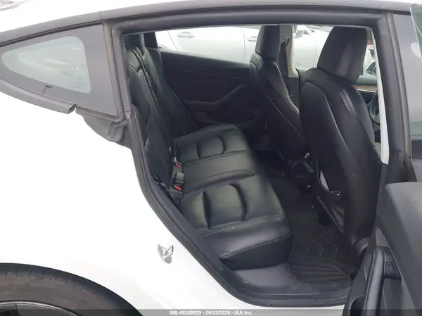 5YJ3E1EA8NF110244 2022 TESLA MODEL 3 - Image 8