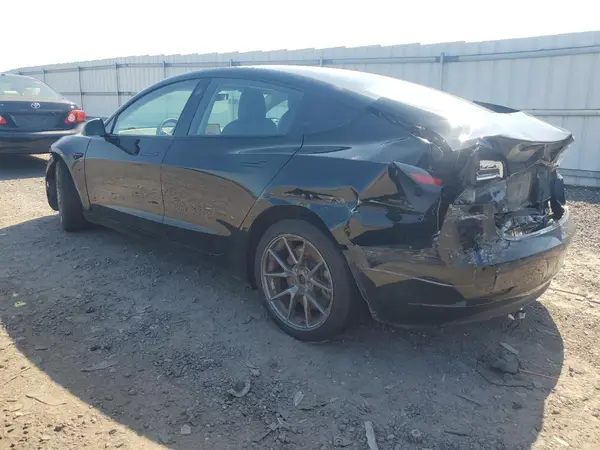 5YJ3E1EA8NF115380 2022 TESLA MODEL 3 - Image 2