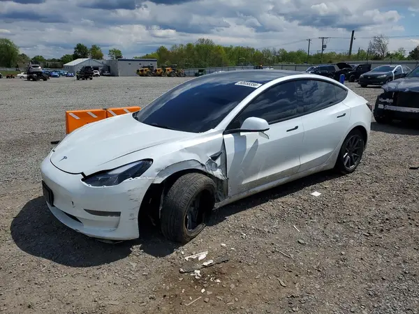 5YJ3E1EA8NF117114 2022 TESLA MODEL 3 - Image 1