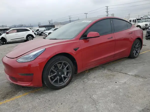 5YJ3E1EA8NF136620 2022 TESLA MODEL 3 - Image 1