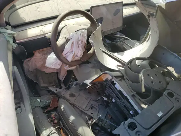 5YJ3E1EA8NF145656 2022 TESLA MODEL 3 - Image 8