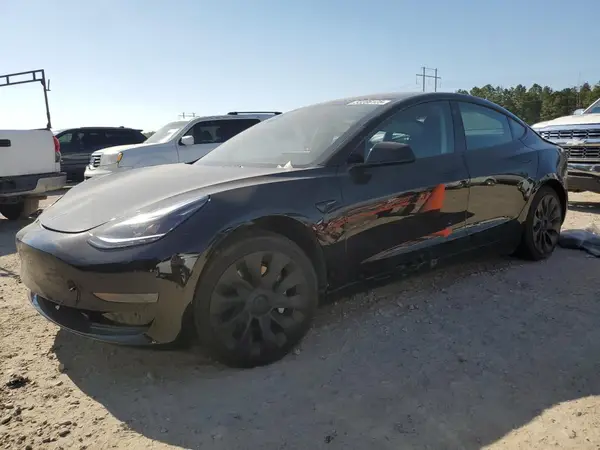 5YJ3E1EA8NF147598 2022 TESLA MODEL 3 - Image 1