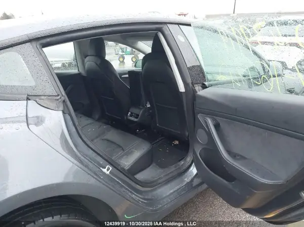 5YJ3E1EA8NF164742 2022 TESLA MODEL 3 - Image 8