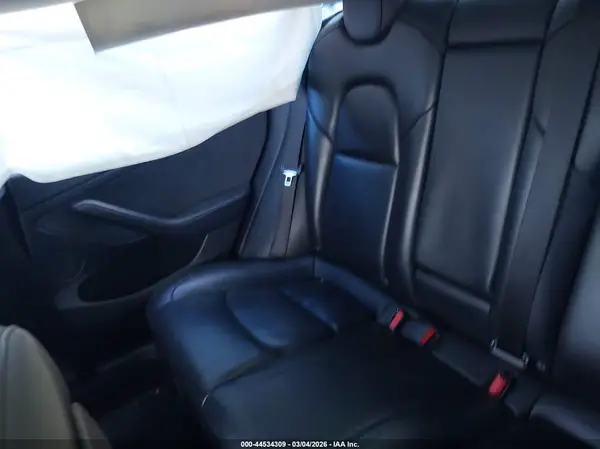 5YJ3E1EA8NF185364 2022 TESLA MODEL 3 - Image 8