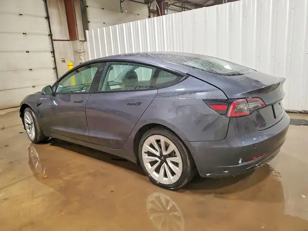 5YJ3E1EA8NF185414 2022 TESLA MODEL 3 - Image 2