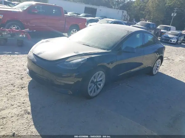 5YJ3E1EA8NF185817 2022 TESLA MODEL 3 - Image 2
