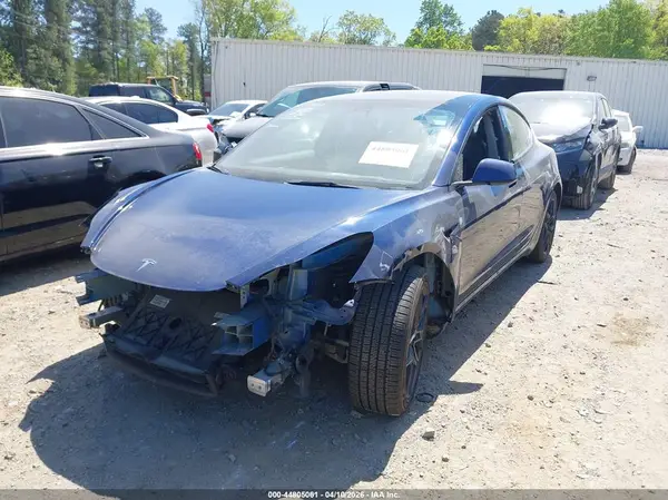 5YJ3E1EA8NF188118 2022 TESLA MODEL 3 - Image 2