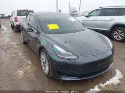 5YJ3E1EA8NF188684 2022 TESLA MODEL 3