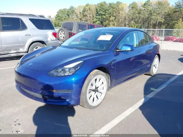5YJ3E1EA8NF189043 2022 TESLA MODEL 3 - Image 2