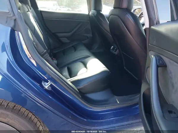 5YJ3E1EA8NF189351 2022 TESLA MODEL 3 - Image 8