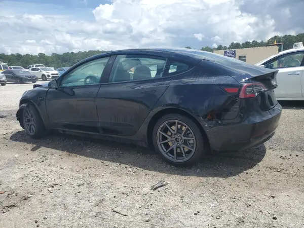 5YJ3E1EA8NF190063 2022 TESLA MODEL 3 - Image 2