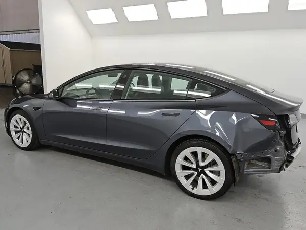 5YJ3E1EA8NF190550 2022 TESLA MODEL 3 - Image 2