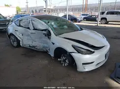 5YJ3E1EA8NF199779 2022 TESLA MODEL 3