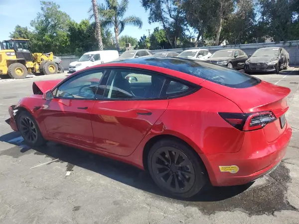 5YJ3E1EA8NF204057 2022 TESLA MODEL 3 - Image 2