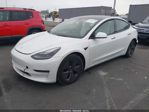 5YJ3E1EA8NF204527 2022 TESLA MODEL 3 - Image 2