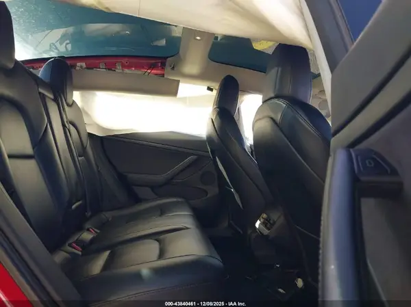 5YJ3E1EA8NF234028 2022 TESLA MODEL 3 - Image 8