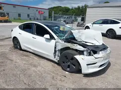 5YJ3E1EA8NF244123 2022 TESLA MODEL 3