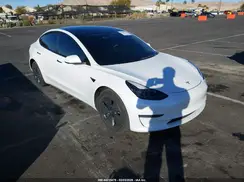 5YJ3E1EA8NF244624 2022 TESLA MODEL 3