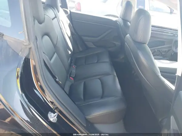 5YJ3E1EA8NF246468 2022 TESLA MODEL 3 - Image 8